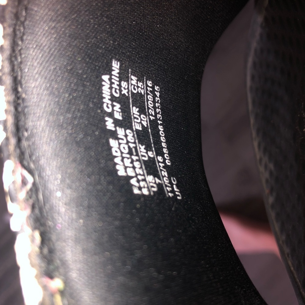 Nike slides - Picture 3 of 3